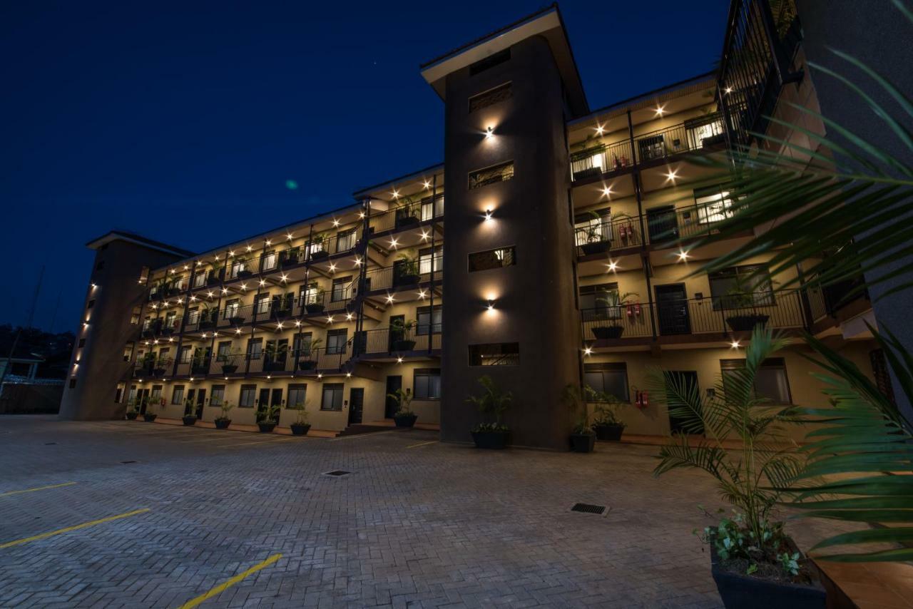 Speke Apartments Kitante Kampala Exterior foto